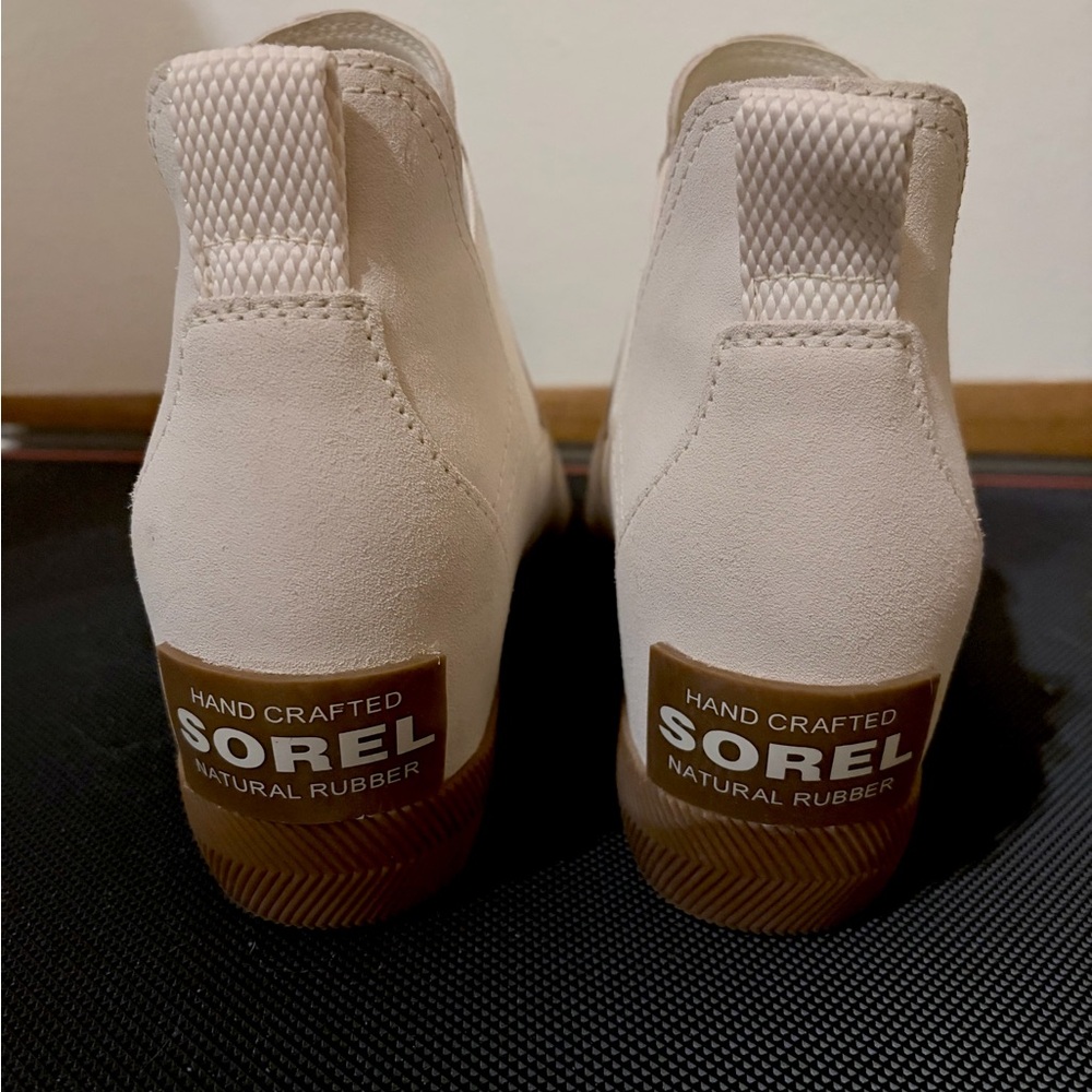 Sorel | Chelsea Ankle Booties